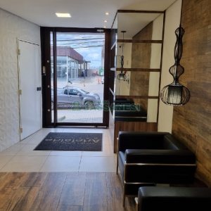 Sala com 64m², 1 vaga, no bairro Madureira em Caxias do Sul para Comprar