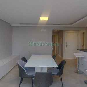 Apto Mobiliado com 107m², 3 dormitórios, 2 vagas, no bairro Panazzolo em Caxias do Sul para Alugar