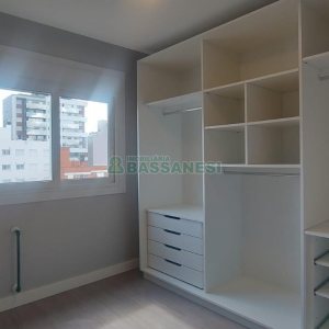 Apto Mobiliado com 107m², 3 dormitórios, 2 vagas, no bairro Panazzolo em Caxias do Sul para Alugar