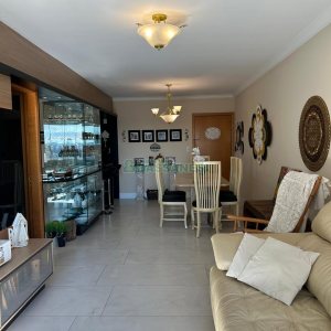 Apartamento com 94m², 3 dormitórios, 2 vagas, no bairro Rio Branco em Caxias do Sul para Comprar