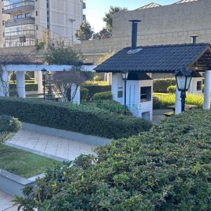 Apartamento com 94m², 3 dormitórios, 2 vagas, no bairro Rio Branco em Caxias do Sul para Comprar