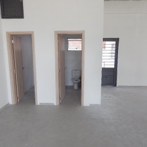 Loja com 225m², no bairro Vinhedos em Caxias do Sul para Comprar