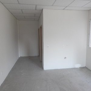 Sala com 85m², no bairro Vinhedos em Caxias do Sul para Comprar