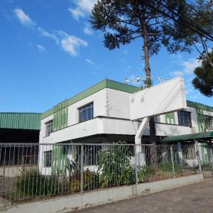 Pavilhão com 1397m², no bairro São José em Caxias do Sul para Alugar