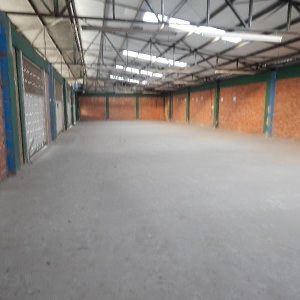 Pavilhão com 1397m², no bairro São José em Caxias do Sul para Alugar