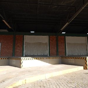 Pavilhão com 1397m², no bairro São José em Caxias do Sul para Alugar