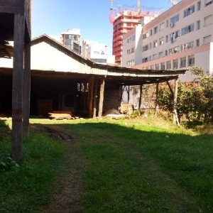 Casa com 600m², 3 dormitórios, 1 vaga, no bairro São Pelegrino em Caxias do Sul para Comprar