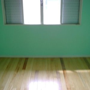 Casa com 160m², 6 dormitórios, 1 vaga, no bairro Pio X em Caxias do Sul para Comprar