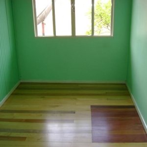 Casa com 160m², 6 dormitórios, 1 vaga, no bairro Pio X em Caxias do Sul para Comprar