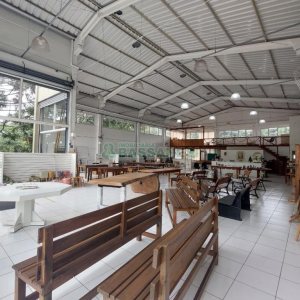 Loja com 350m², no bairro Planalto em Caxias do Sul para Alugar