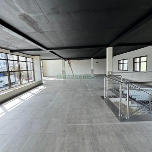 Loja com 527m², no bairro São Pelegrino em Caxias do Sul para Alugar