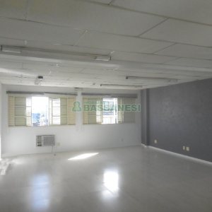 Sala com 61m², no bairro Centro em Caxias do Sul para Comprar