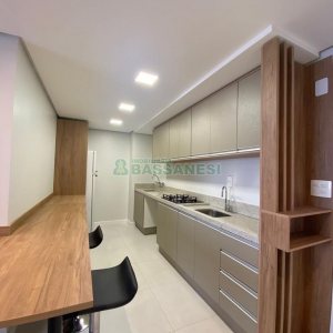 Apto Mobiliado com 50m², 1 dormitório, 1 vaga, no bairro Villagio Iguatemi em Caxias do Sul para Alugar