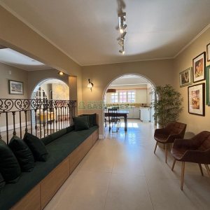 Apartamento com 190m², 3 dormitórios, 2 vagas, no bairro Madureira em Caxias do Sul para Alugar
