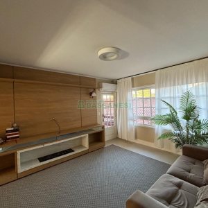 Apartamento com 190m², 3 dormitórios, 2 vagas, no bairro Madureira em Caxias do Sul para Alugar
