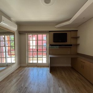 Apartamento com 190m², 3 dormitórios, 2 vagas, no bairro Madureira em Caxias do Sul para Alugar