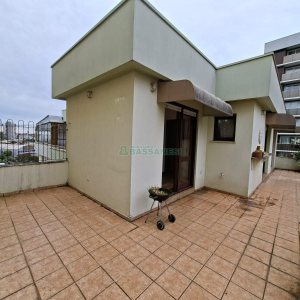 Apto/Cobertura com 157m², 4 dormitórios, 2 vagas, no bairro Panazzolo em Caxias do Sul para Alugar