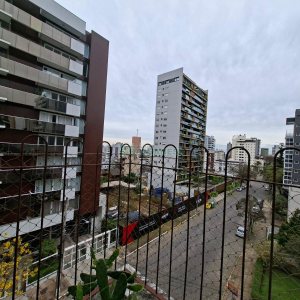 Apto/Cobertura com 157m², 4 dormitórios, 2 vagas, no bairro Panazzolo em Caxias do Sul para Alugar