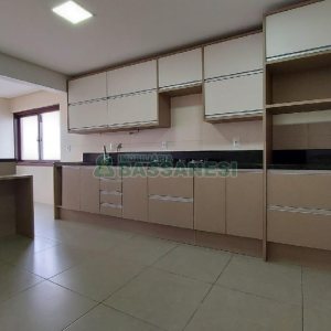 Apto/Cobertura com 250m², 3 dormitórios, 2 vagas, no bairro Petrópolis em Caxias do Sul para Alugar