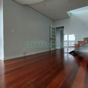 Apto/Cobertura com 250m², 3 dormitórios, 2 vagas, no bairro Petrópolis em Caxias do Sul para Alugar