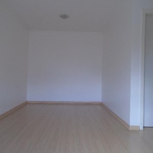 Apartamento com 73m², 2 dormitórios, 1 vaga, no bairro Pio X em Caxias do Sul para Alugar