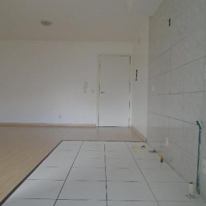 Apartamento com 73m², 2 dormitórios, 1 vaga, no bairro Pio X em Caxias do Sul para Alugar