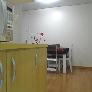 Apartamento com 52m², 1 dormitório, 1 vaga, no bairro Charqueadas em Caxias do Sul para Comprar