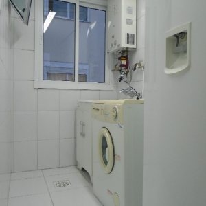 Apartamento com 52m², 1 dormitório, 1 vaga, no bairro Charqueadas em Caxias do Sul para Comprar