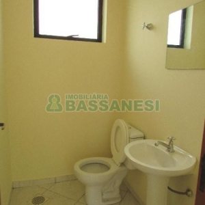 Loja com 88m², 1 vaga, no bairro Centro em Caxias do Sul para Alugar