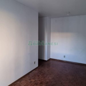 Apartamento com 99m², 3 dormitórios, 1 vaga, no bairro Pio X em Caxias do Sul para Comprar