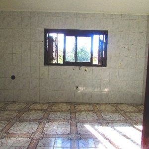 Casa Comercial com 140m², 3 dormitórios, 2 vagas, no bairro Cidade Nova em Caxias do Sul para Comprar