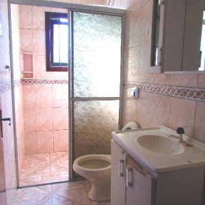 Casa Comercial com 140m², 3 dormitórios, 2 vagas, no bairro Cidade Nova em Caxias do Sul para Comprar