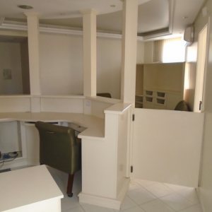 Sala Mobiliada com 56m², 1 vaga, no bairro São Pelegrino em Caxias do Sul para Comprar