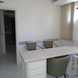 Sala Mobiliada com 56m², 1 vaga, no bairro São Pelegrino em Caxias do Sul para Comprar