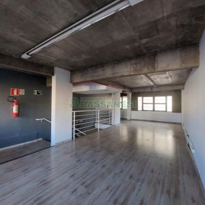 Loja com 120m², no bairro São Pelegrino em Caxias do Sul para Alugar