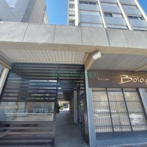 Loja com 120m², no bairro São Pelegrino em Caxias do Sul para Alugar