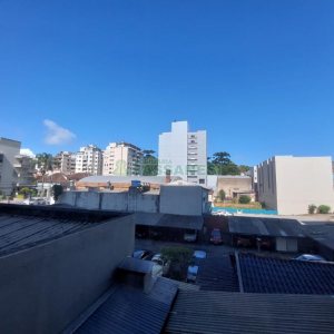 Loja com 120m², no bairro São Pelegrino em Caxias do Sul para Alugar