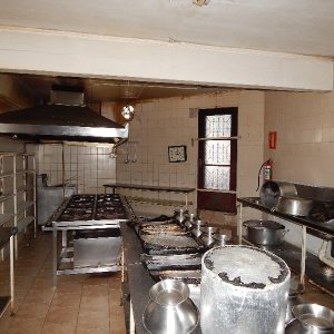 Loja com 311m², no bairro São Leopoldo em Caxias do Sul para Alugar