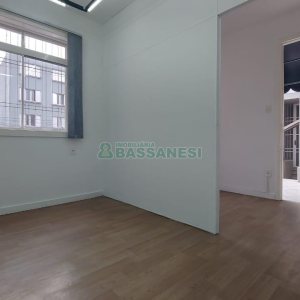 Sala com 25m², no bairro São Pelegrino em Caxias do Sul para Alugar