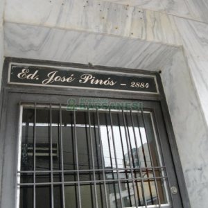 Loja com 76m², no bairro São Pelegrino em Caxias do Sul para Comprar