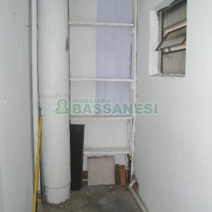 Loja com 76m², no bairro São Pelegrino em Caxias do Sul para Comprar