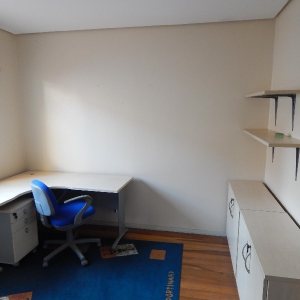 Sobrado com 110m², 3 dormitórios, 2 vagas, no bairro Nossa Senhora da Saúde em Caxias do Sul para Alugar ou Comprar