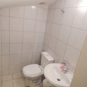 Sobrado com 110m², 3 dormitórios, 2 vagas, no bairro Nossa Senhora da Saúde em Caxias do Sul para Alugar ou Comprar