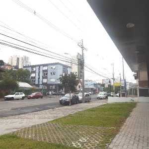 Loja com 120m², no bairro Lourdes em Caxias do Sul para Comprar