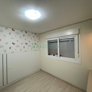 Apto Mobiliado com 148m², 3 dormitórios, 2 vagas, no bairro Madureira em Caxias do Sul para Comprar