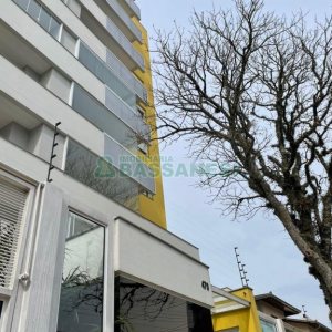 Apartamento com 108m², 3 dormitórios, 2 vagas, no bairro Madureira em Caxias do Sul para Comprar