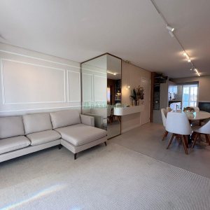 Apartamento com 110m², 3 dormitórios, 2 vagas, no bairro Madureira em Caxias do Sul para Comprar