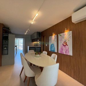 Apartamento com 110m², 3 dormitórios, 2 vagas, no bairro Madureira em Caxias do Sul para Comprar