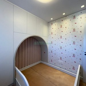 Apartamento com 110m², 3 dormitórios, 2 vagas, no bairro Madureira em Caxias do Sul para Comprar