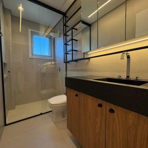 Apartamento com 110m², 3 dormitórios, 2 vagas, no bairro Madureira em Caxias do Sul para Comprar